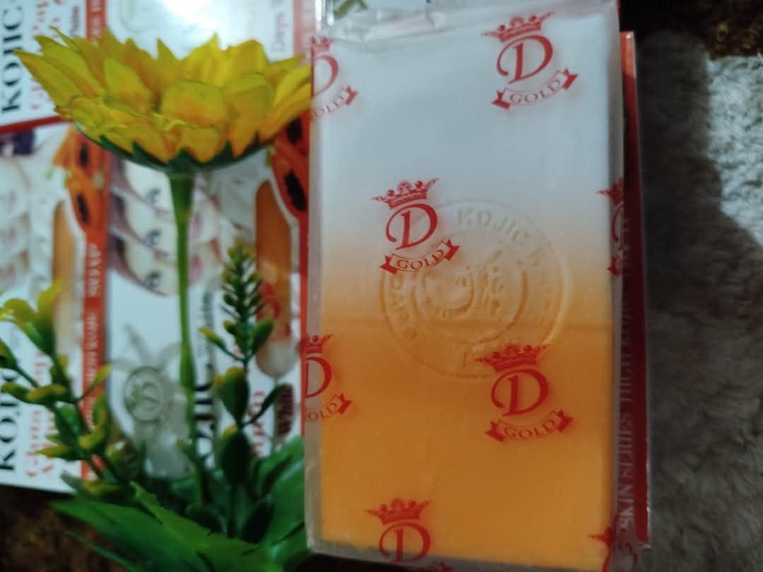 Kojic White Gluta Papaya Arbutin 7 Days White Skin Series